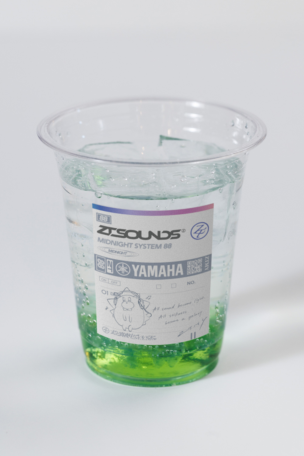 ノンアルコール「ZUTOMAYO SOUNDS 内省的コズミック」